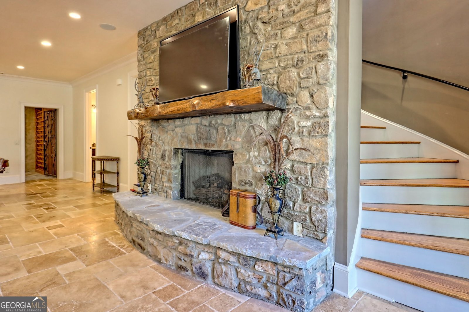689 Waterfall Drive Clayton - 23