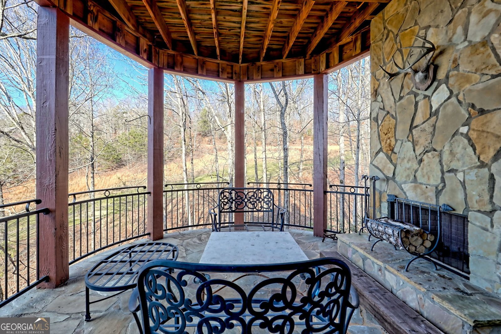 689 Waterfall Drive Clayton - 33
