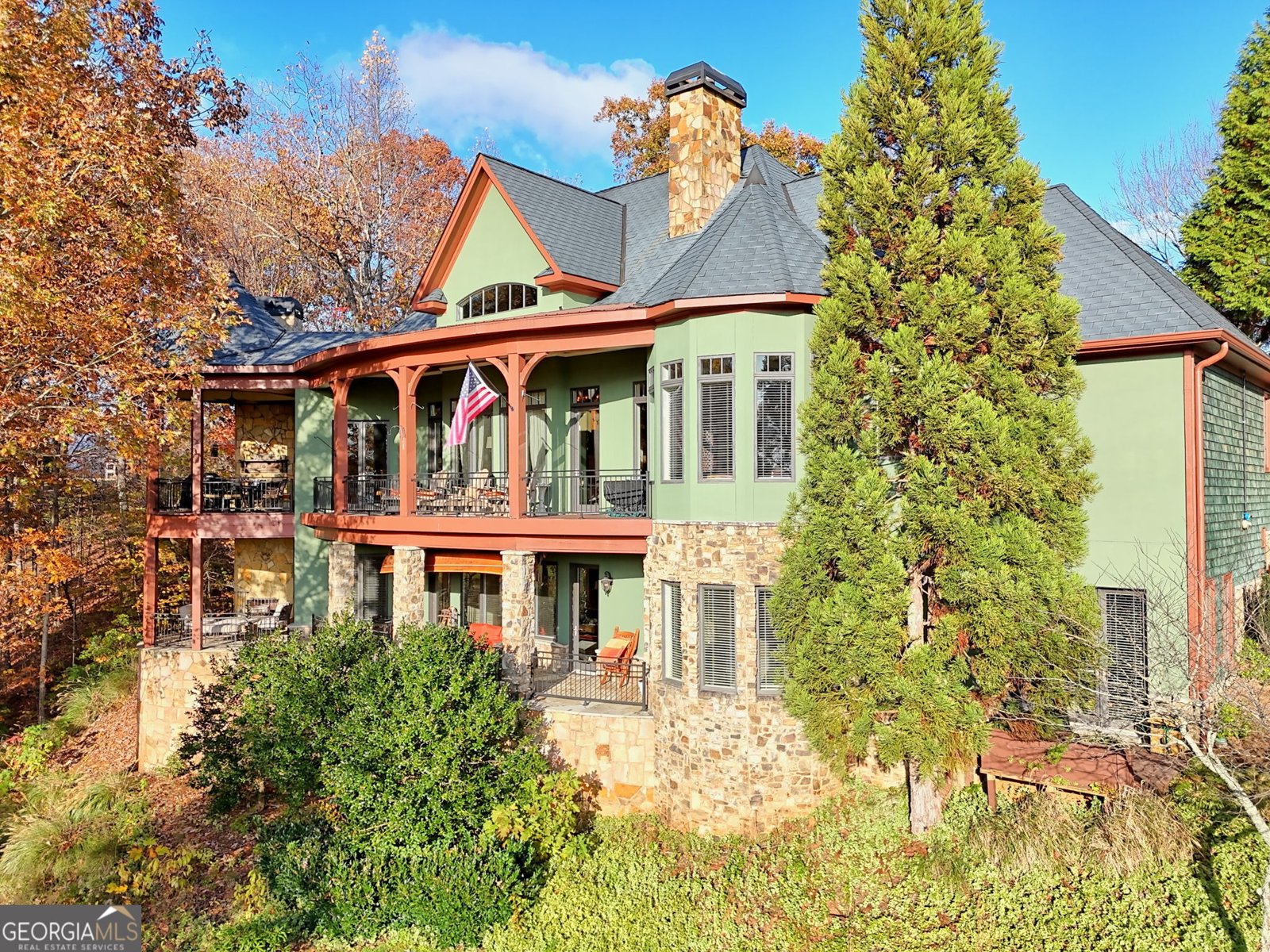 689 Waterfall Drive Clayton - 90