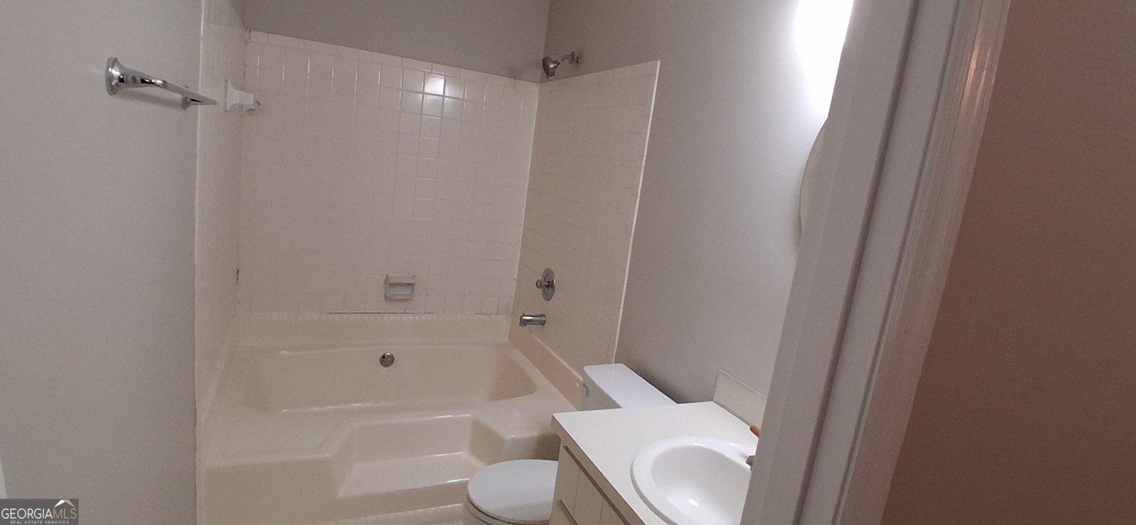 3219 University Avenue Columbus - 5