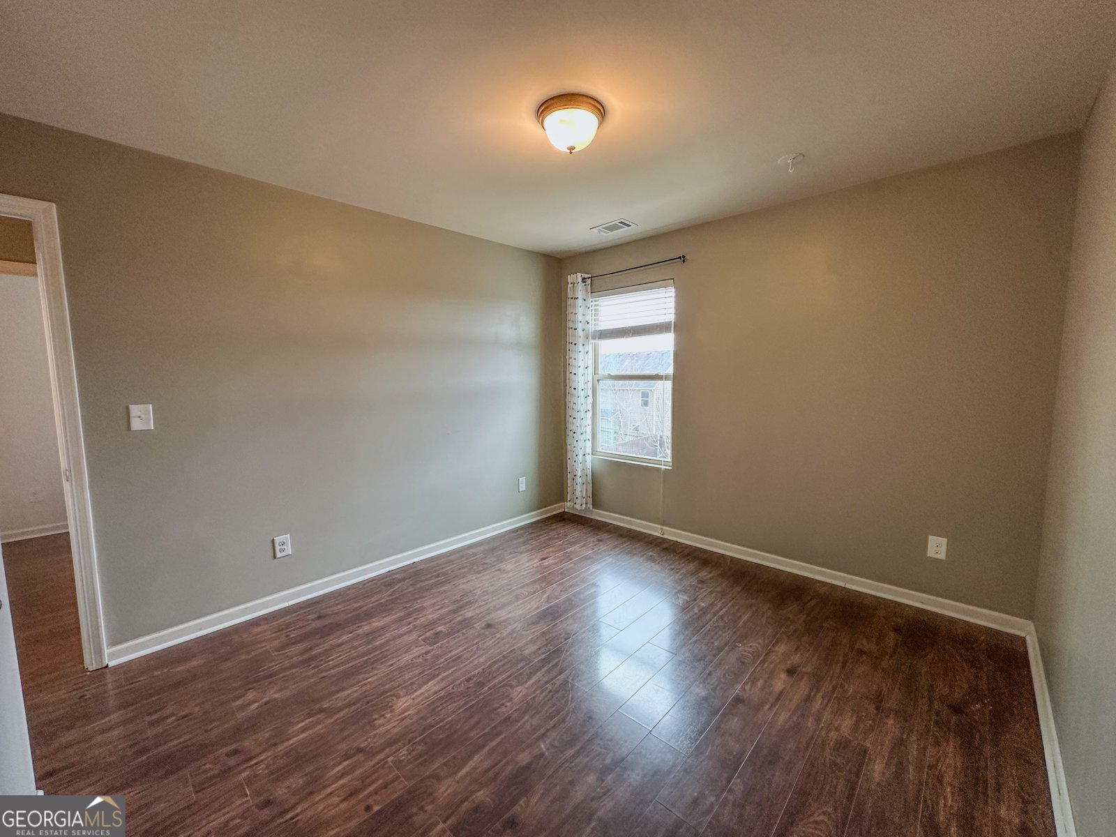 707 INDEPENDENCE Avenue Pendergrass - 24
