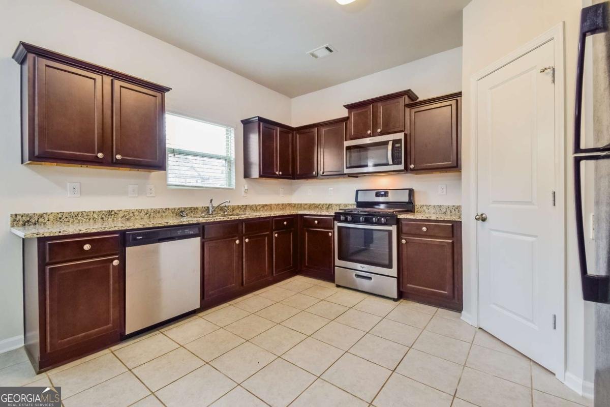 628 Independence Avenue Pendergrass - 8