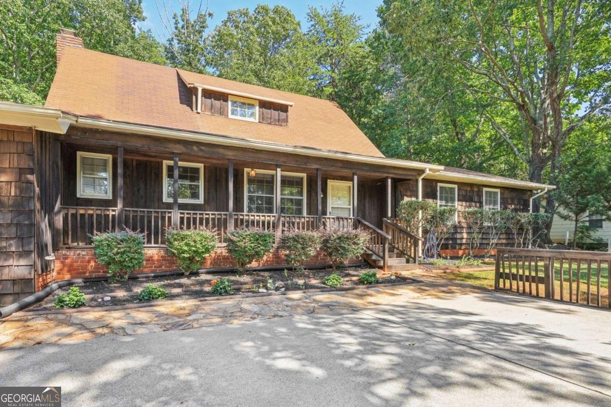 19 Roving Hills Circle Cartersville - 1