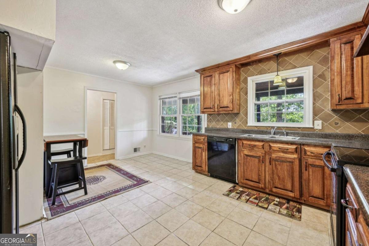 19 Roving Hills Circle Cartersville - 19