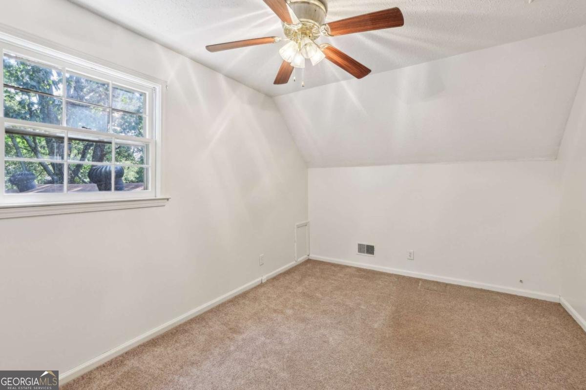 19 Roving Hills Circle Cartersville - 34