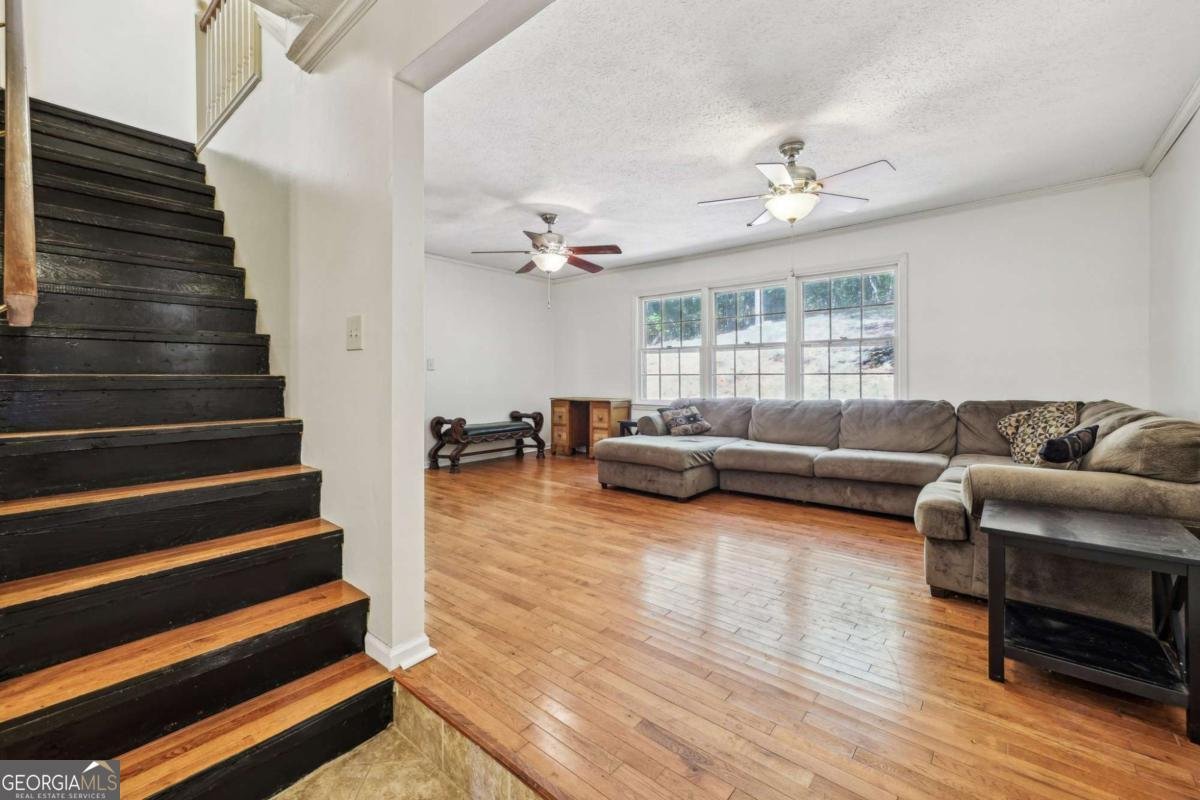 19 Roving Hills Circle Cartersville - 7