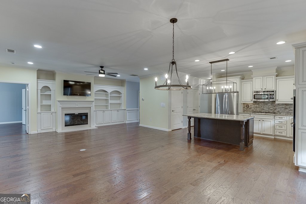 6815 Flagstone Way Flowery Branch - 16
