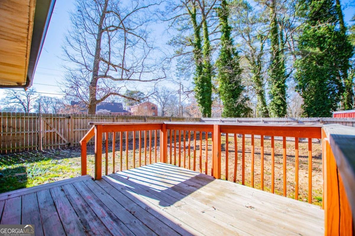 653 Temple Street Lithia Springs - 40