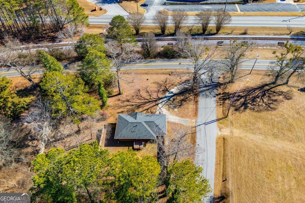 653 Temple Street Lithia Springs - 50