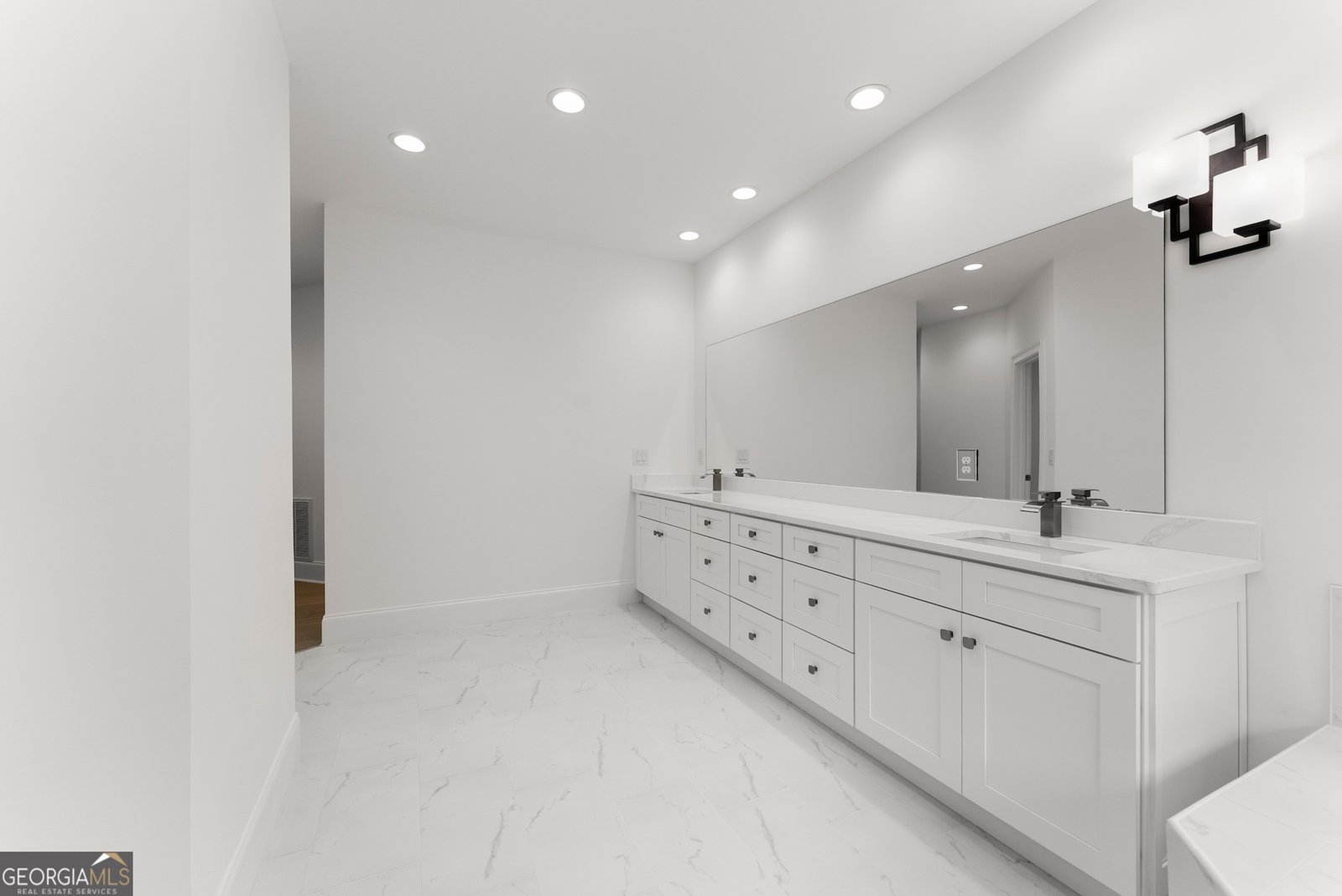 2125 Goat Neck Road Cleveland - 27