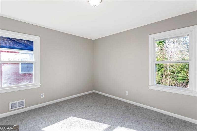 2745 FAIRLANE Drive Atlanta - 18
