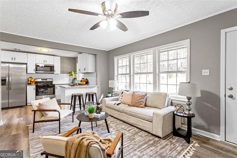 2745 FAIRLANE Drive Atlanta - 4