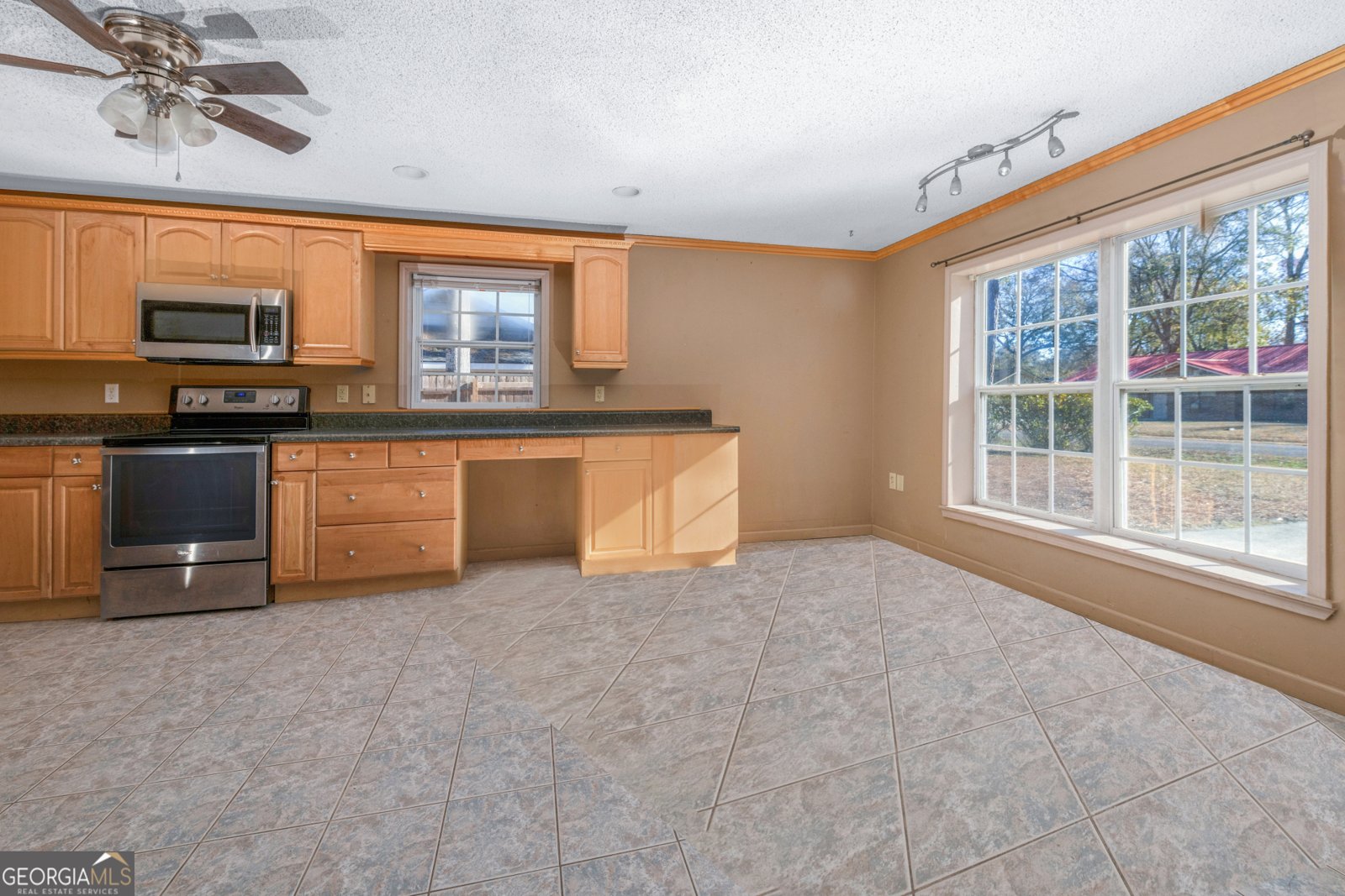246 Peach Avenue Kingsland - 13