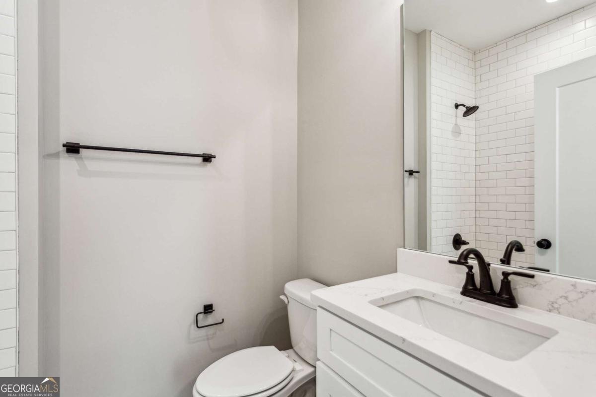 1095 Tucker Avenue Atlanta - 20