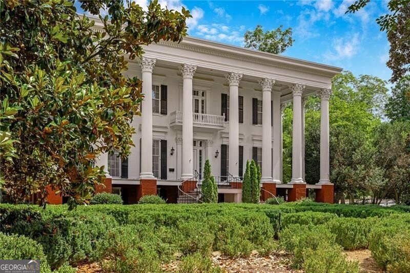 570 Prince Avenue Athens - 34