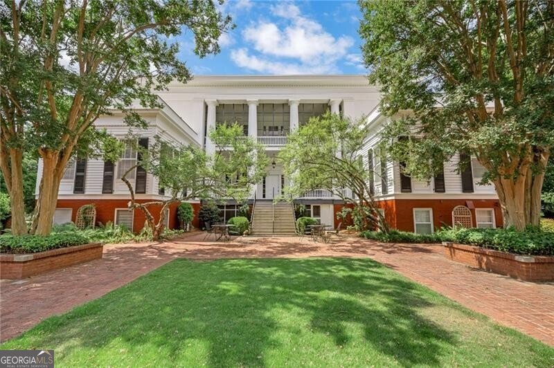 570 Prince Avenue Athens - 36