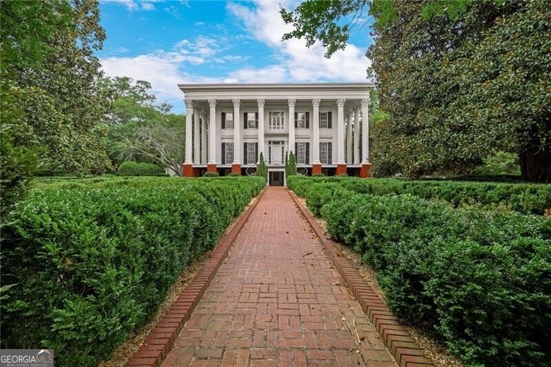 570 Prince Avenue Athens - 5