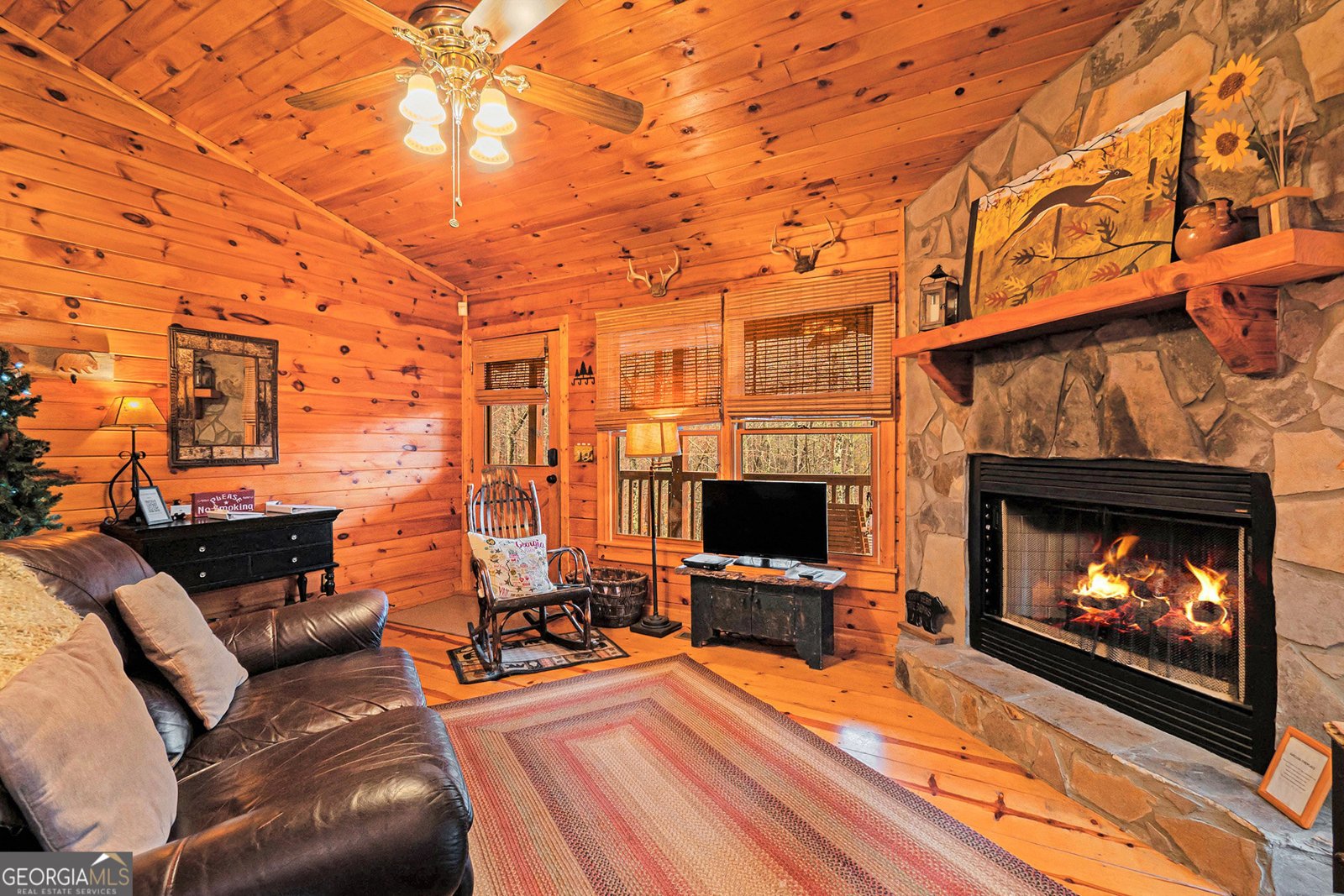 77 Brittany Lane Cherry Log - 15