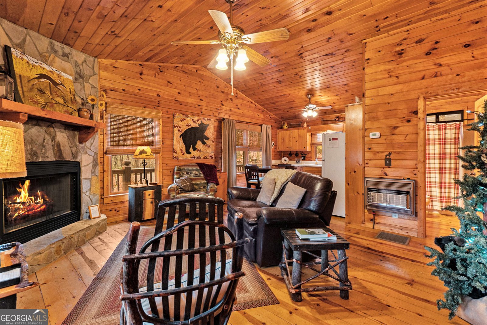 77 Brittany Lane Cherry Log - 16