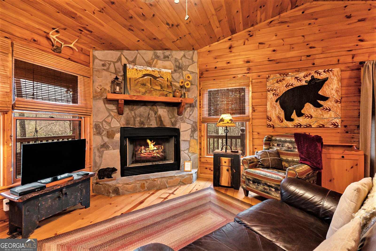 77 Brittany Lane Cherry Log - 19