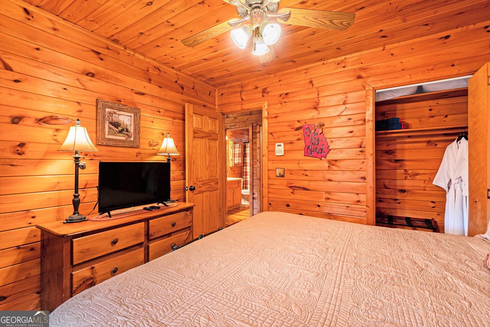 77 Brittany Lane Cherry Log - 31