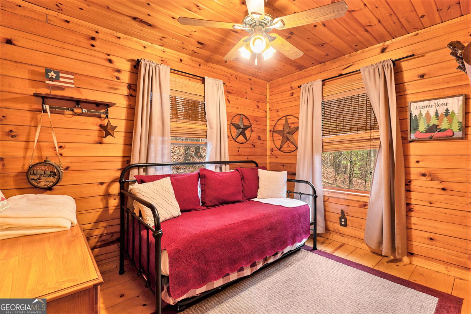 77 Brittany Lane Cherry Log - 33