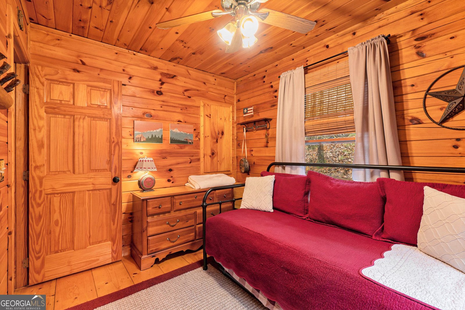 77 Brittany Lane Cherry Log - 35
