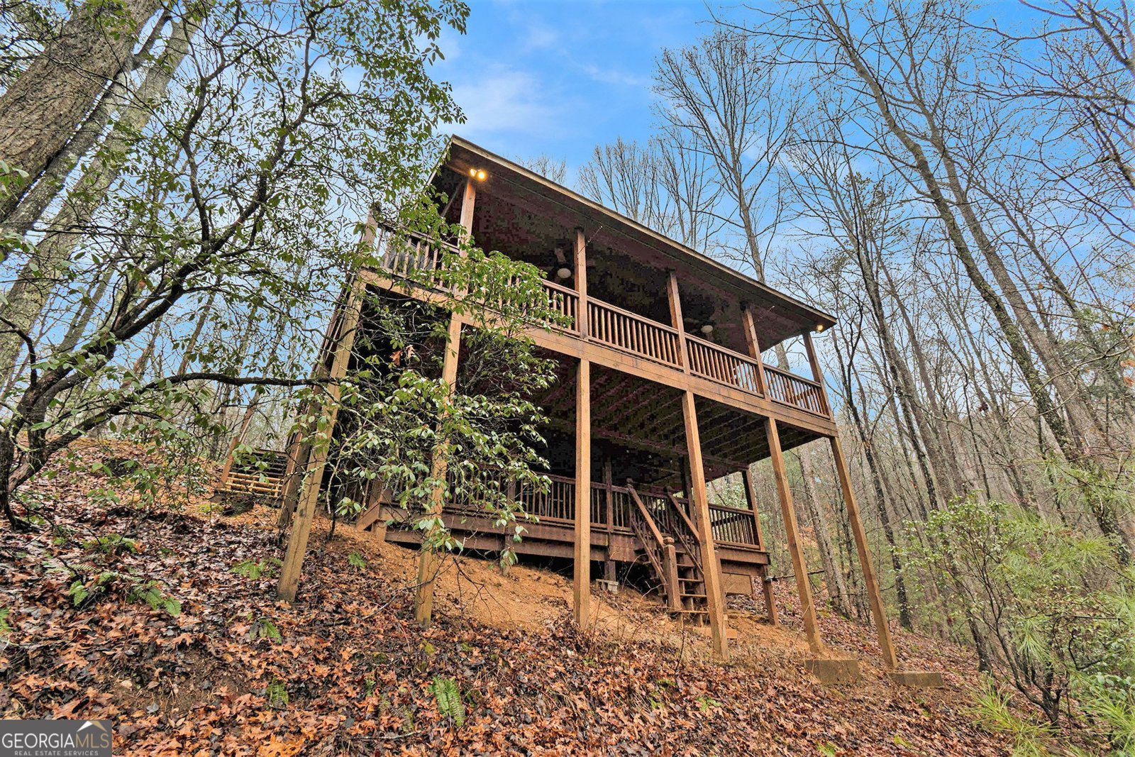 77 Brittany Lane Cherry Log - 42
