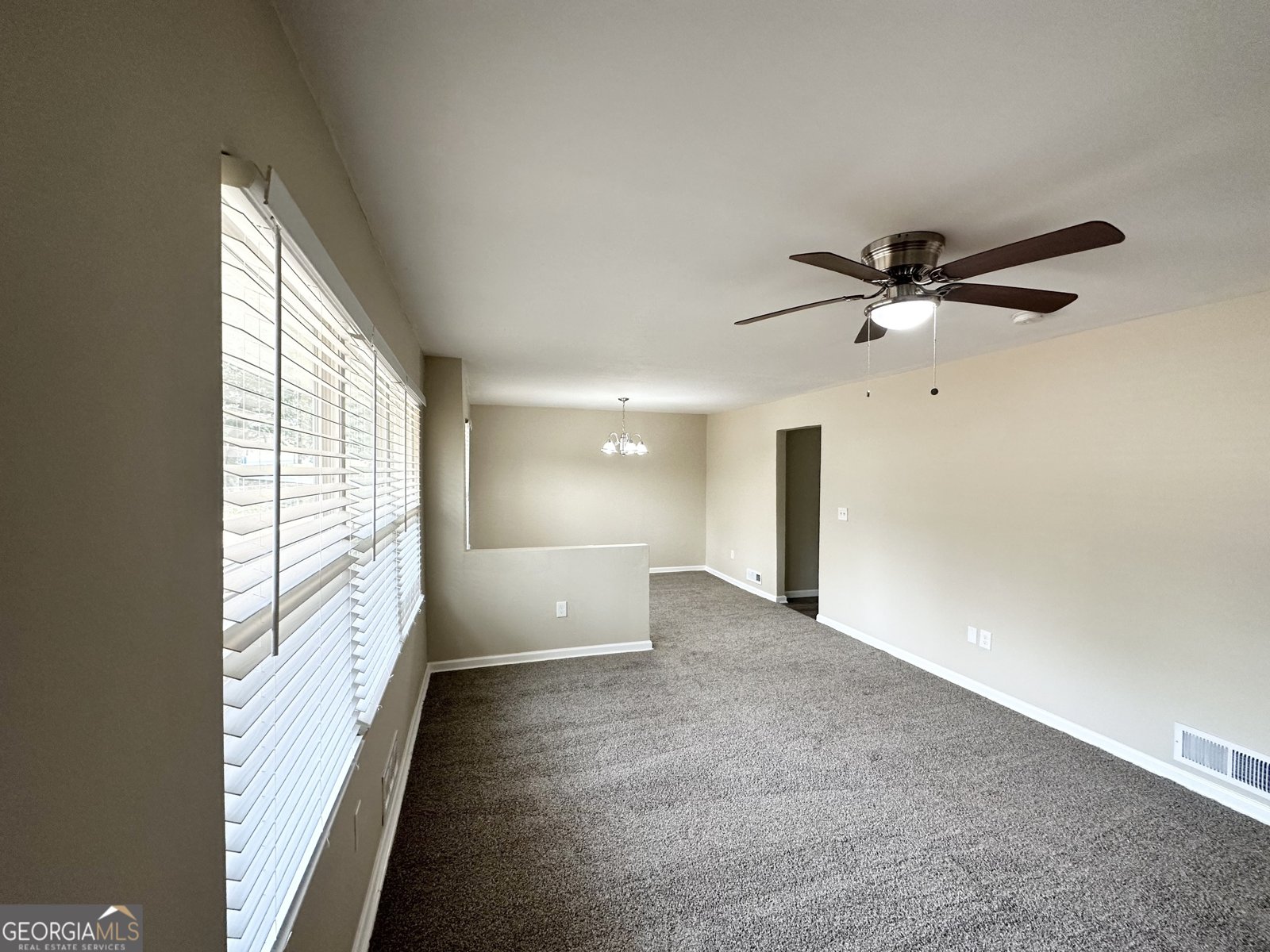 2284 Headland Drive East Point - 3