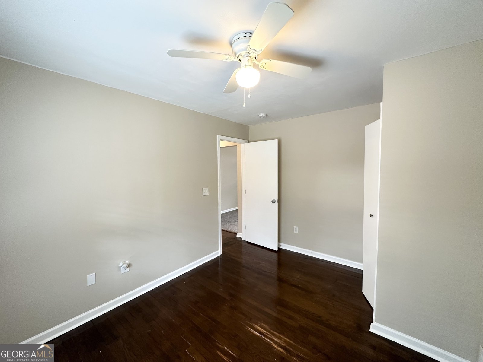 2284 Headland Drive East Point - 7