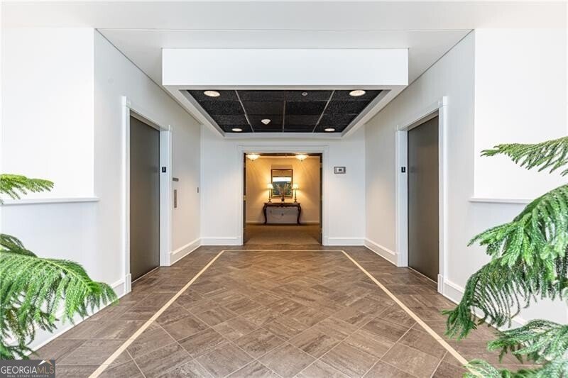 2499 Peachtree Road Atlanta - 22