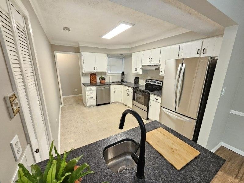 738 Brentwood Place Marietta - 9