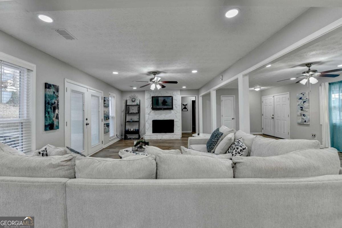 1606 FIELDGREEN OVERLOOK Stone Mountain - 22