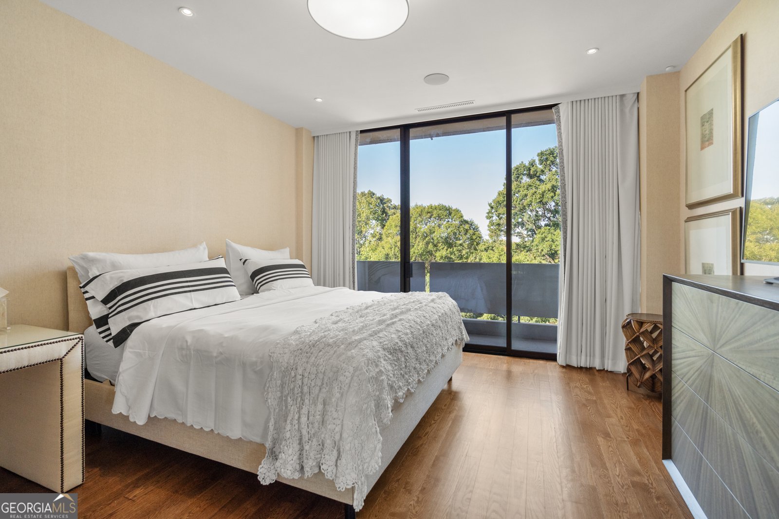 2575 Peachtree Road Atlanta - 21