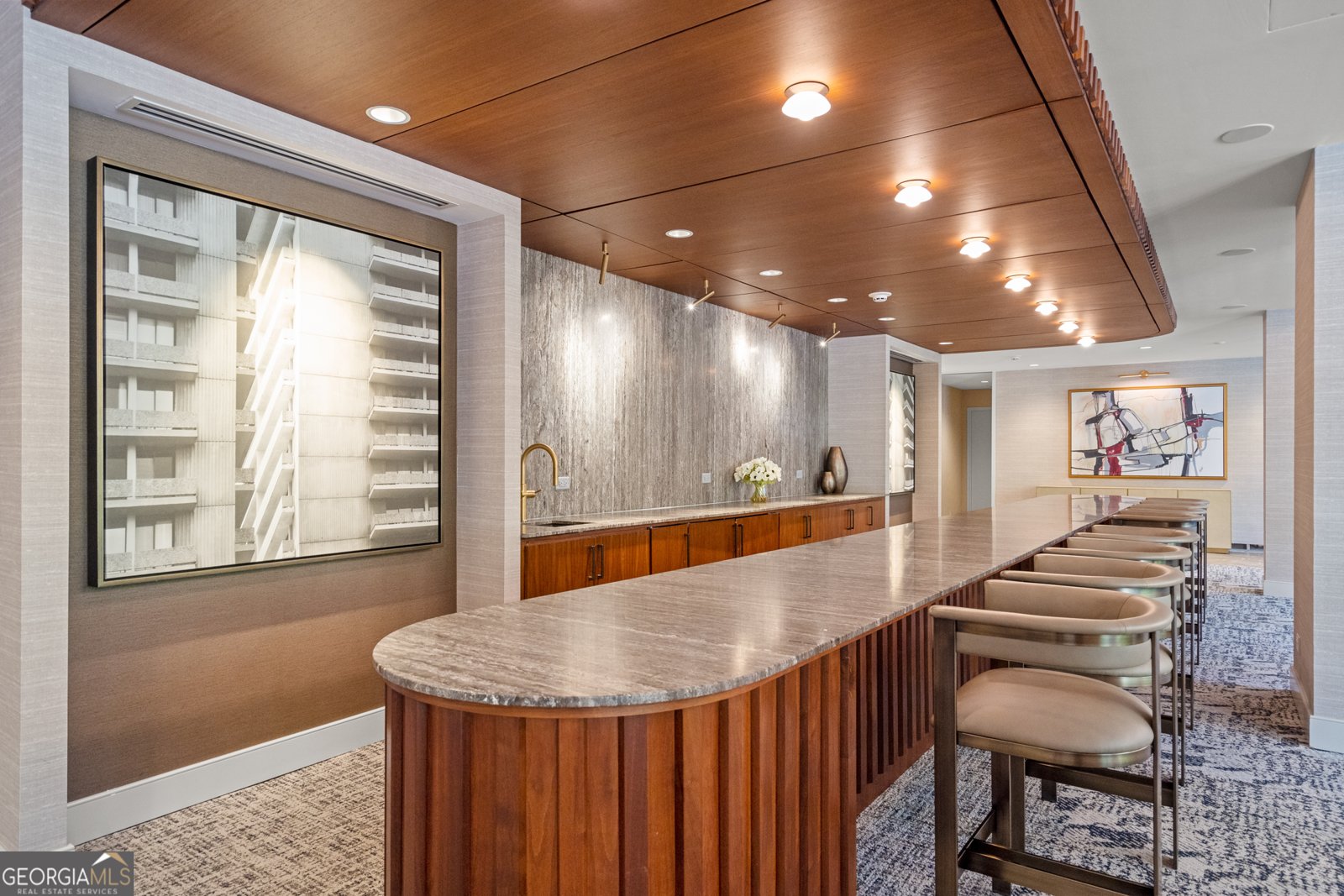 2575 Peachtree Road Atlanta - 40