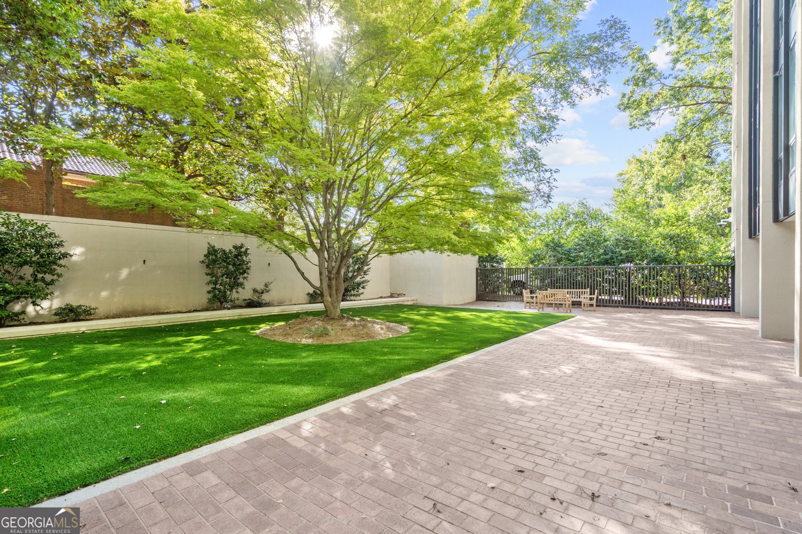2575 Peachtree Road Atlanta - 46