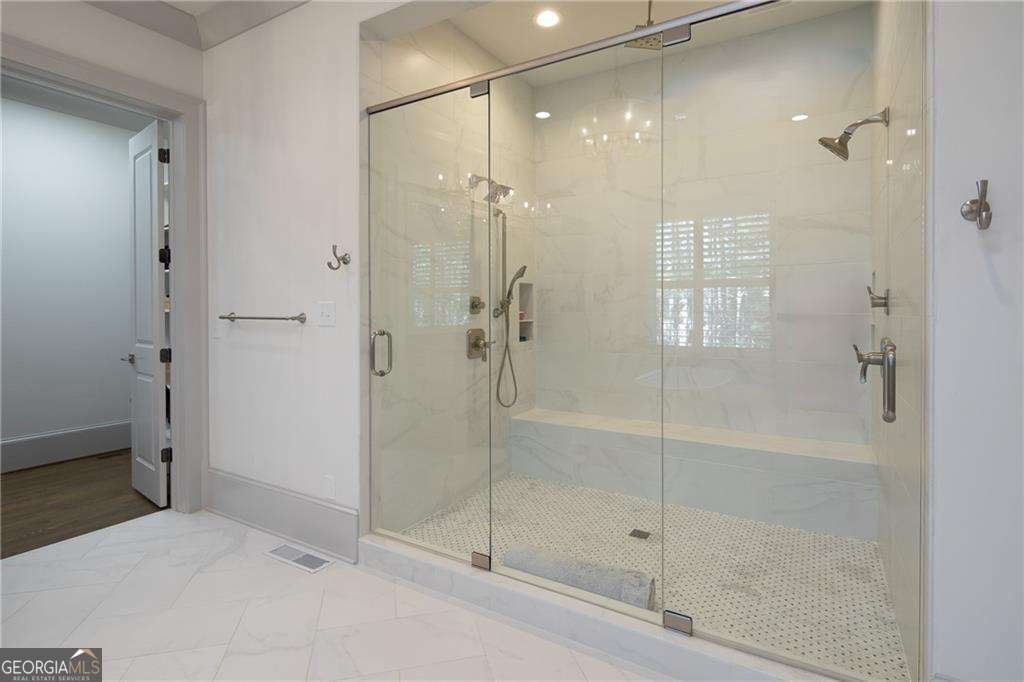 5152 BOULDER BLUFF Way Suwanee - 35