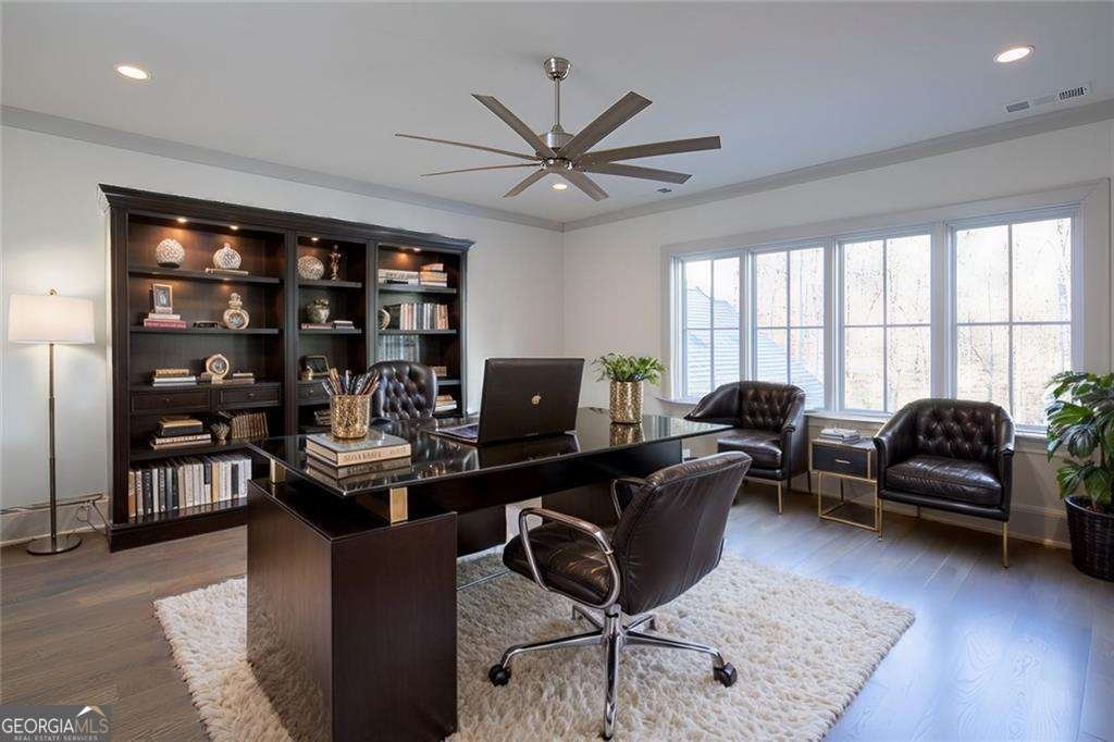 5152 BOULDER BLUFF Way Suwanee - 38