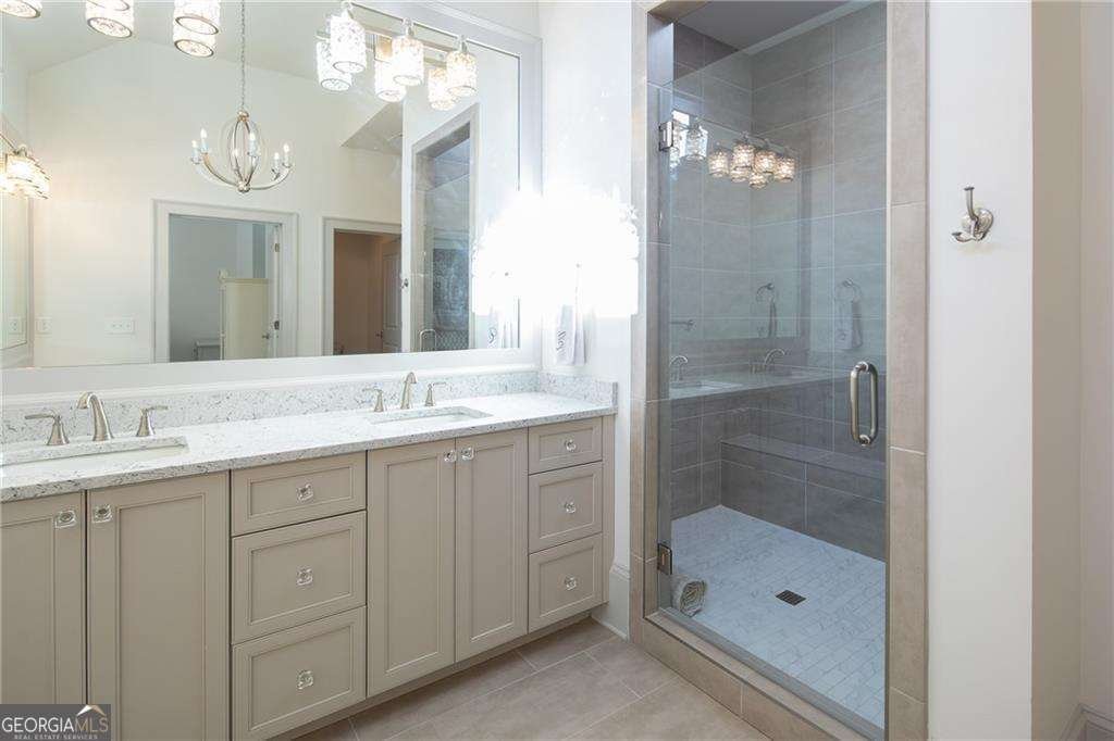 5152 BOULDER BLUFF Way Suwanee - 44