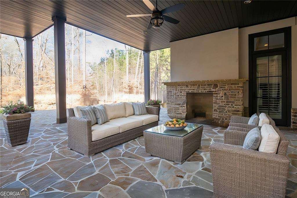 5152 BOULDER BLUFF Way Suwanee - 61
