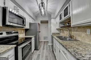 417 Glenleaf Drive Peachtree Corners - 30