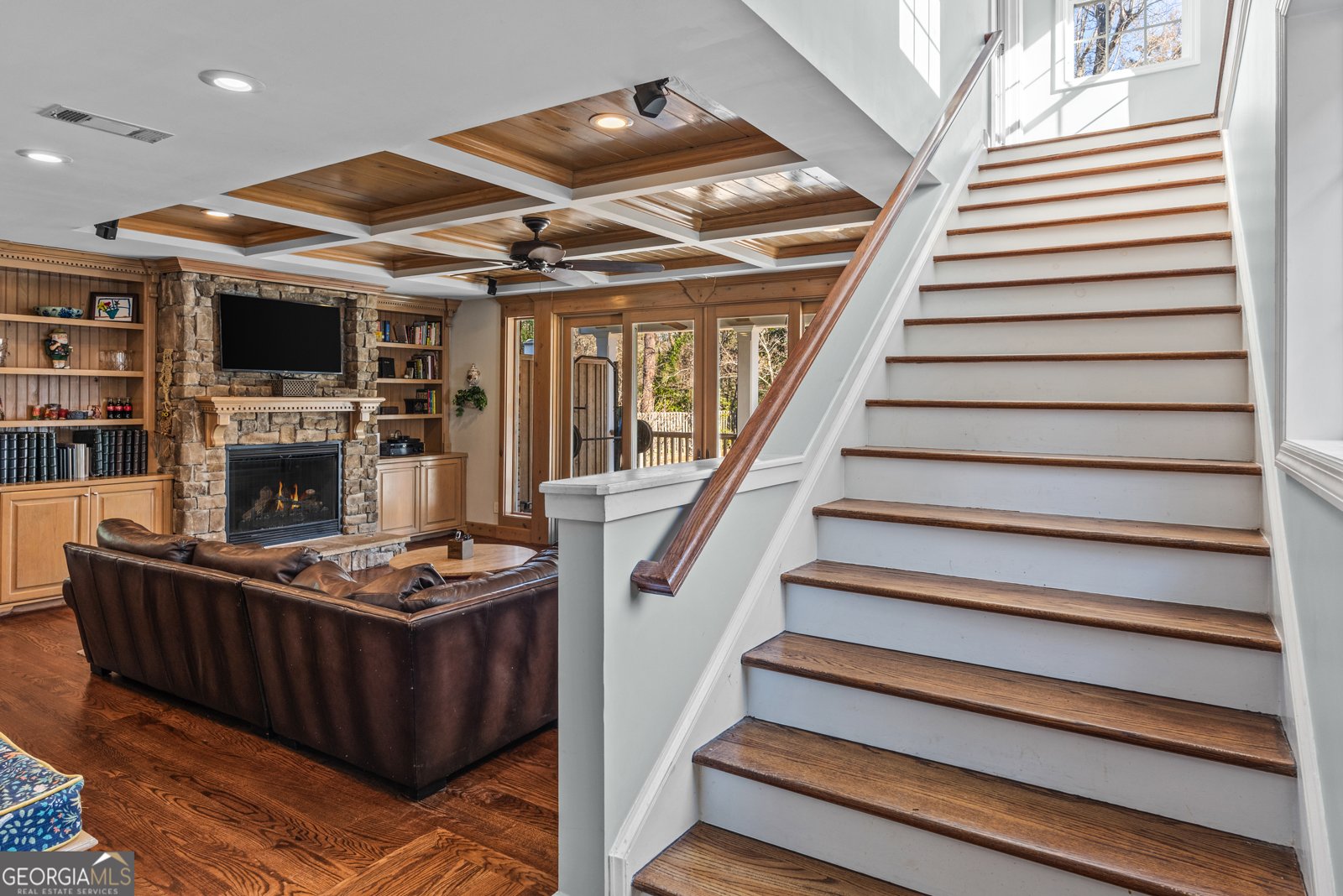 979 Lakeview Drive Madison - 35