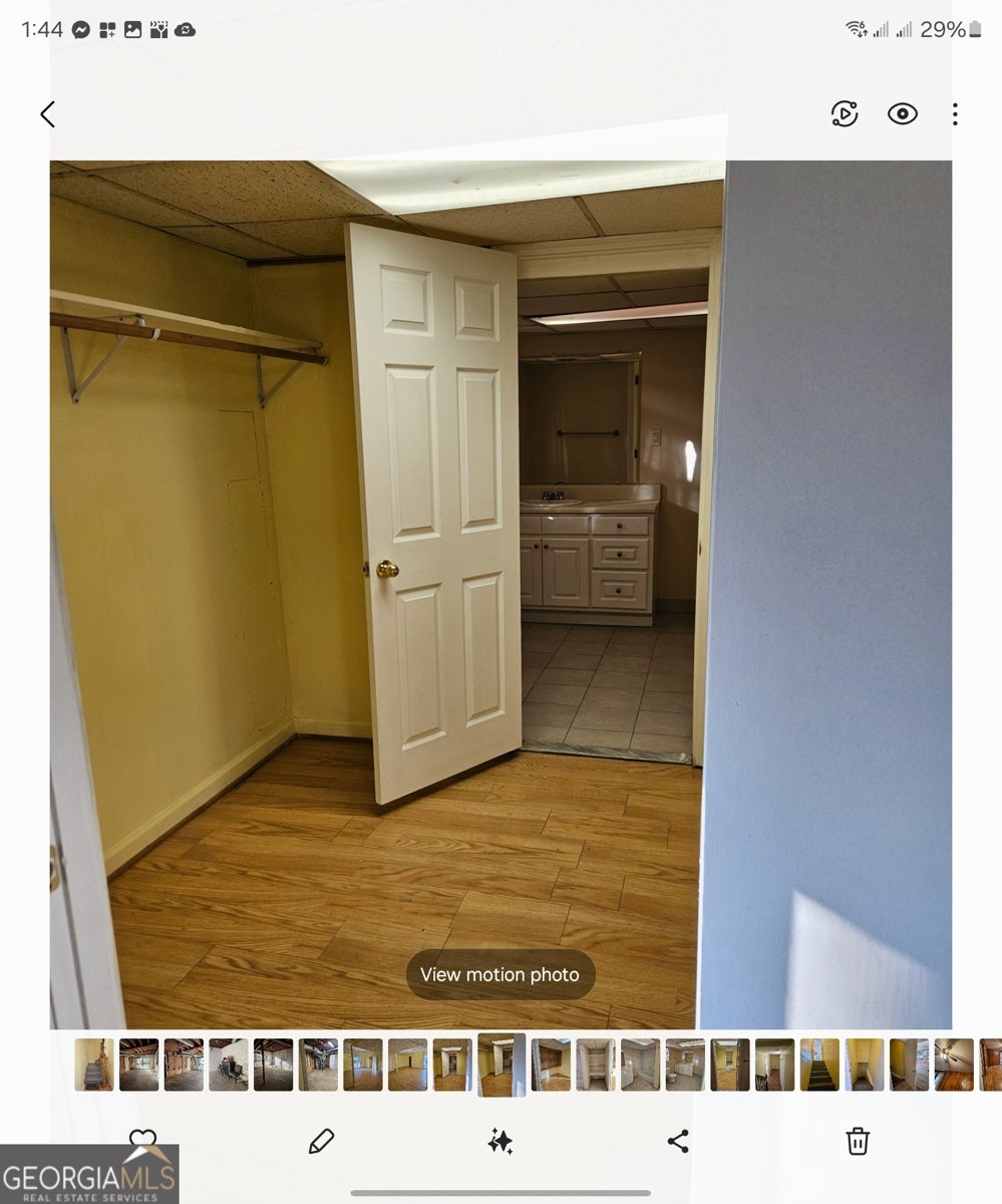 6045 Winview Drive Forest Park - 32