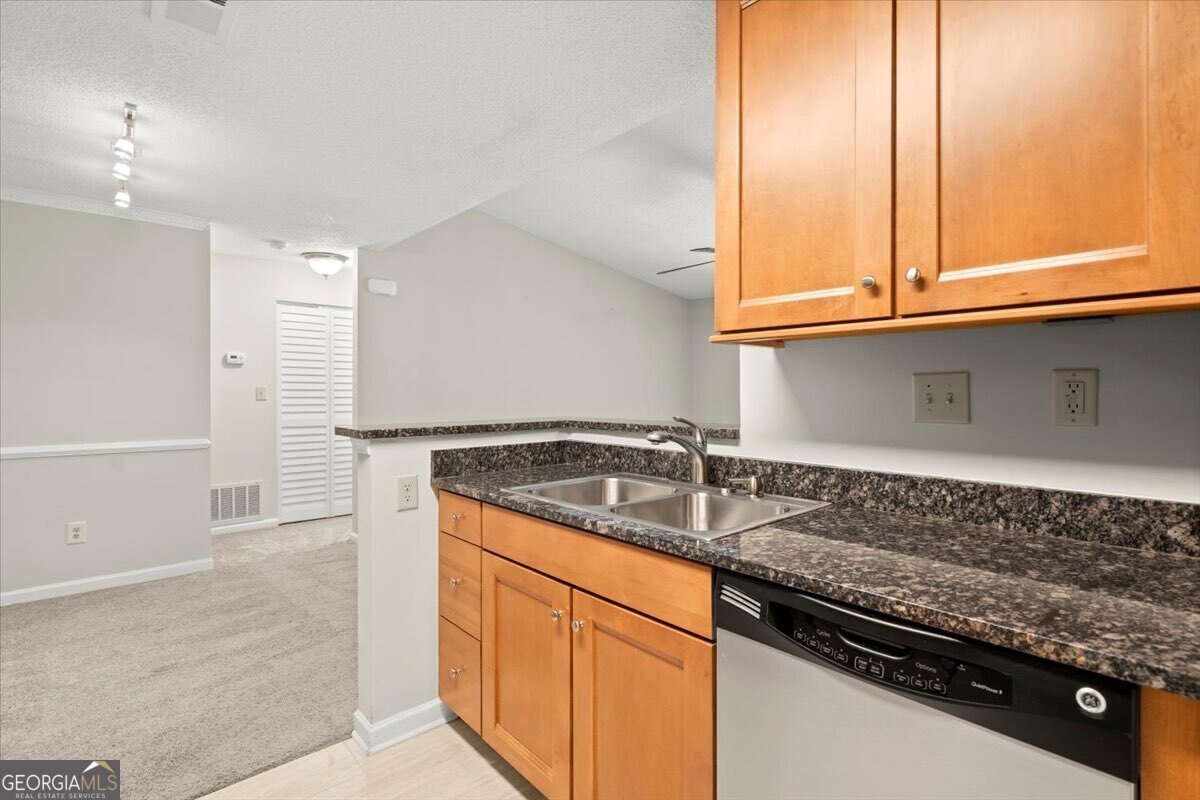 534 Granville Court Atlanta - 7