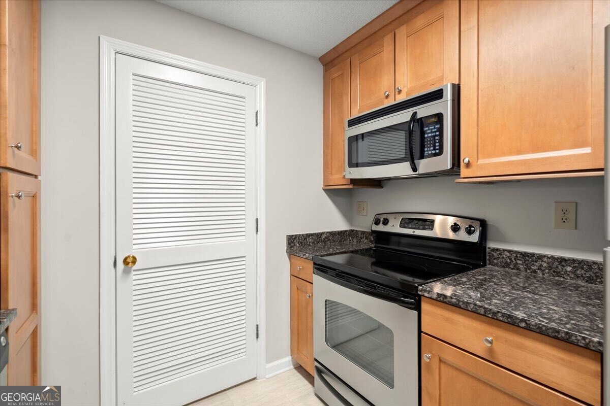 534 Granville Court Atlanta - 8
