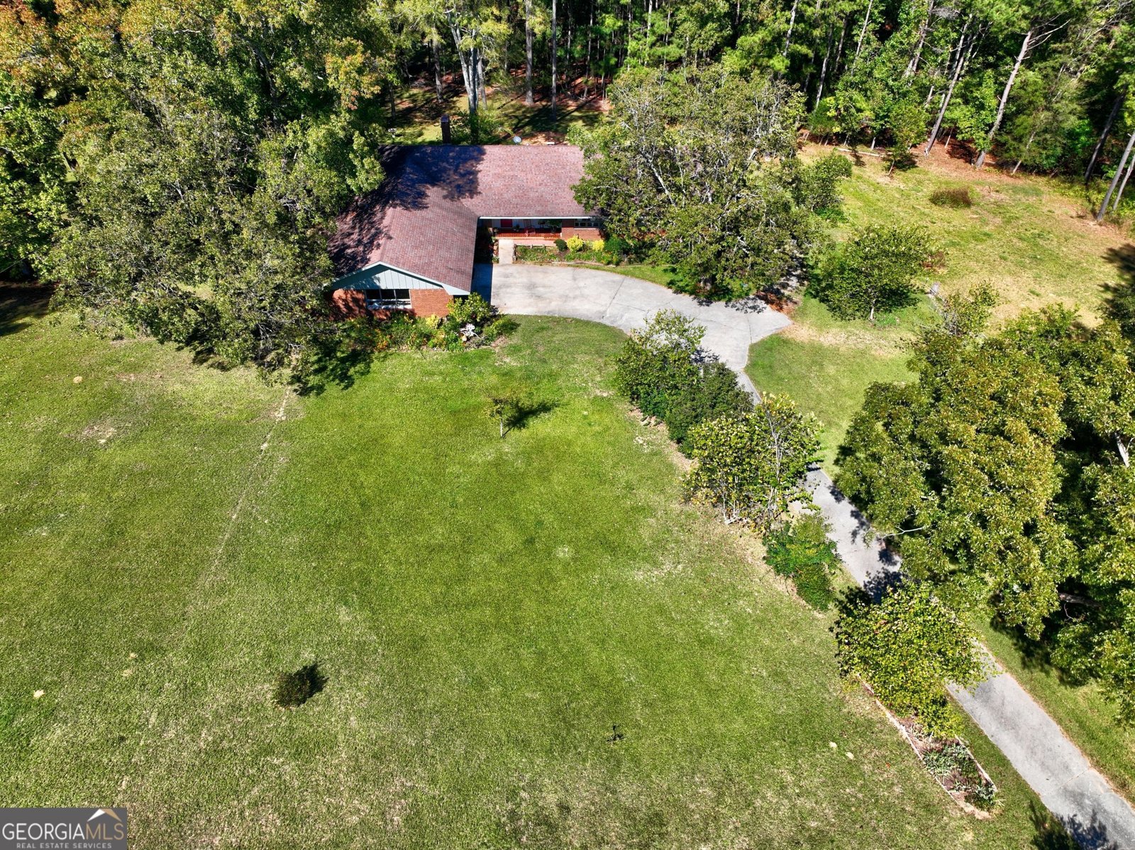 566 Lake Laurel Road Milledgeville - 35