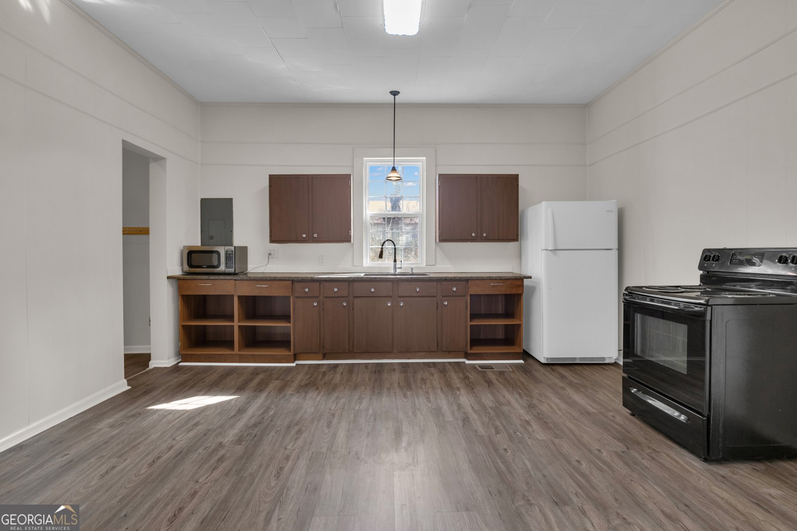 111 Arnco 4th Street Newnan - 11