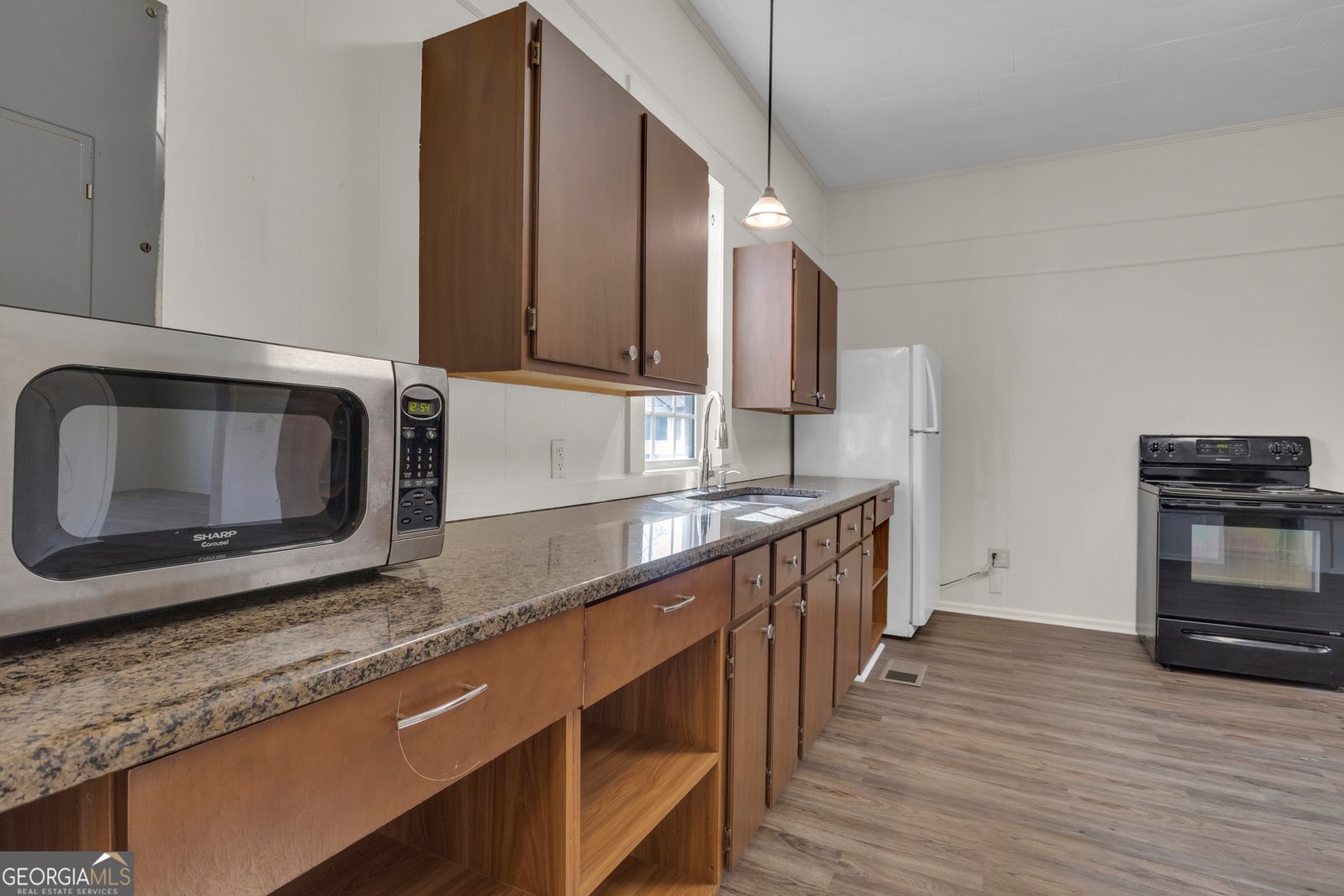 111 Arnco 4th Street Newnan - 13
