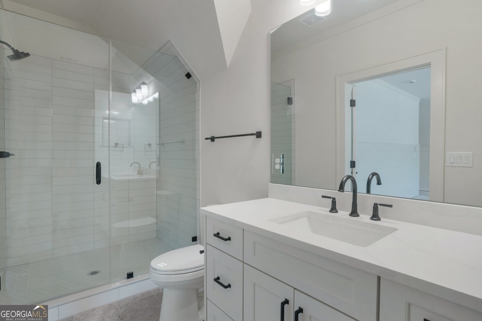 2819 Kestrel Drive Statham - 45