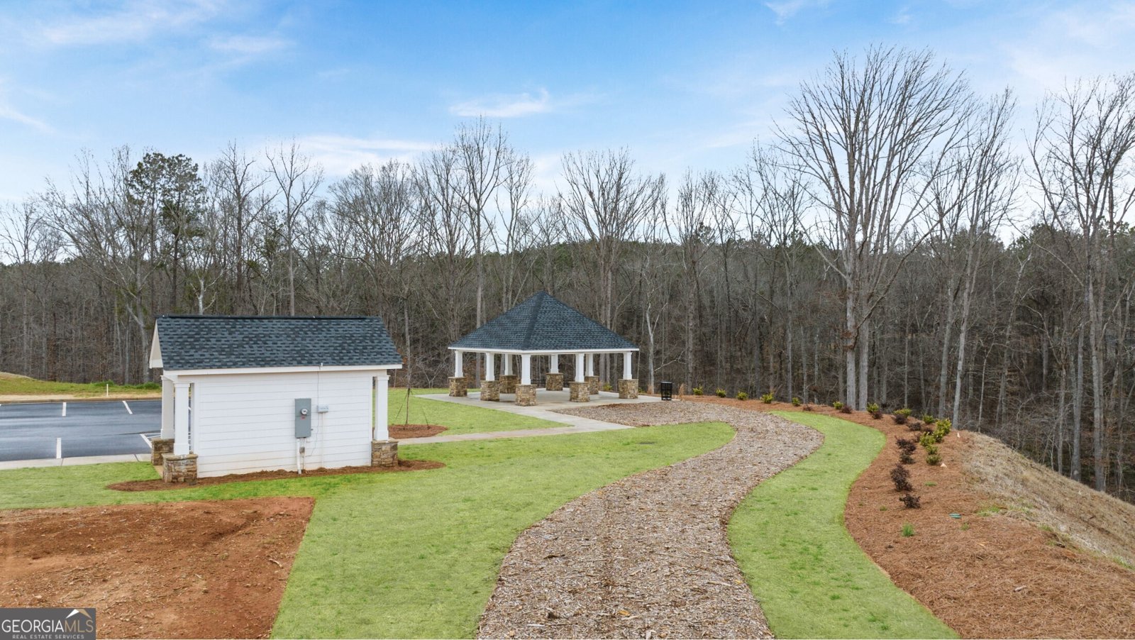 321 Sound Circle Stockbridge - 13